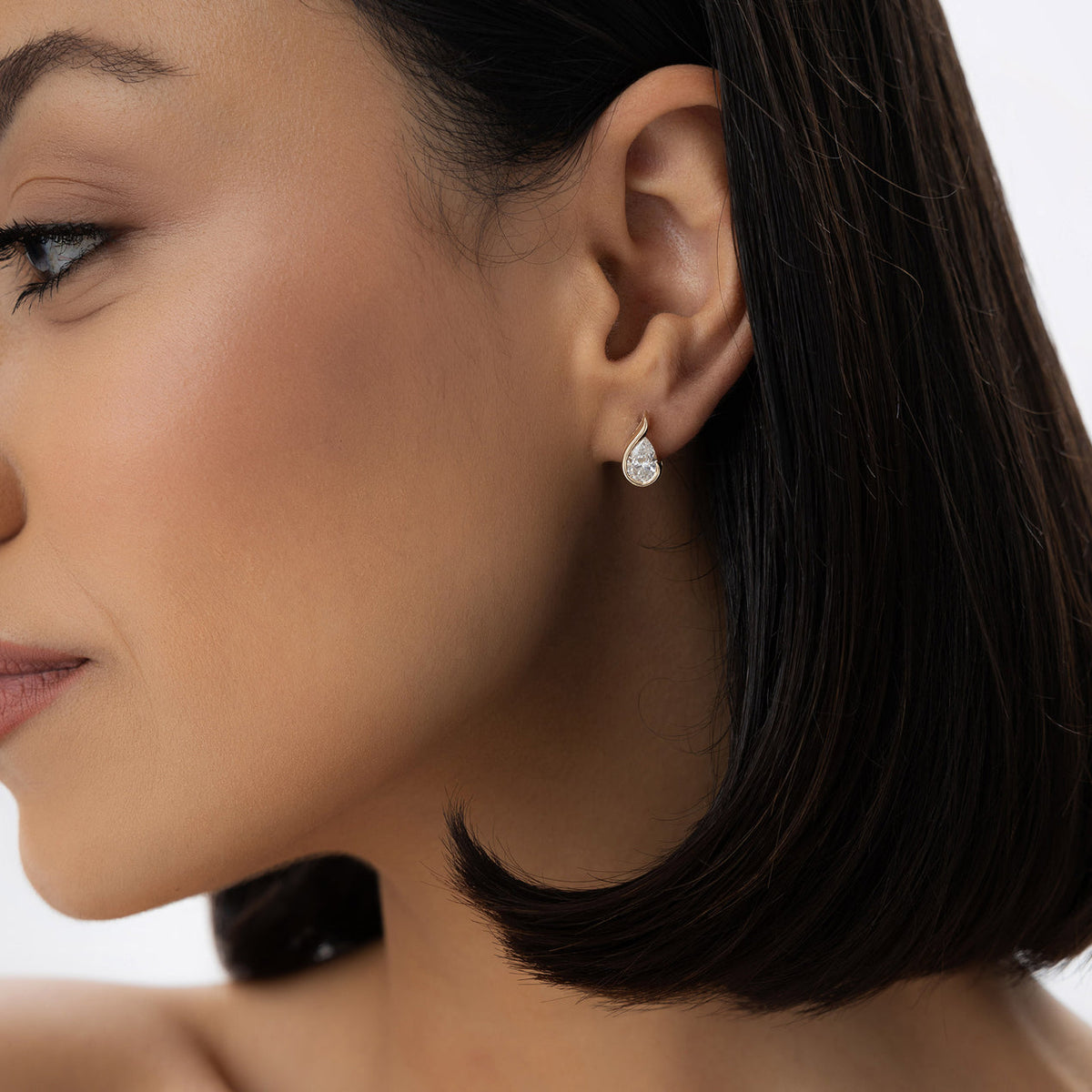 Aveline Stud Earrings | Gold