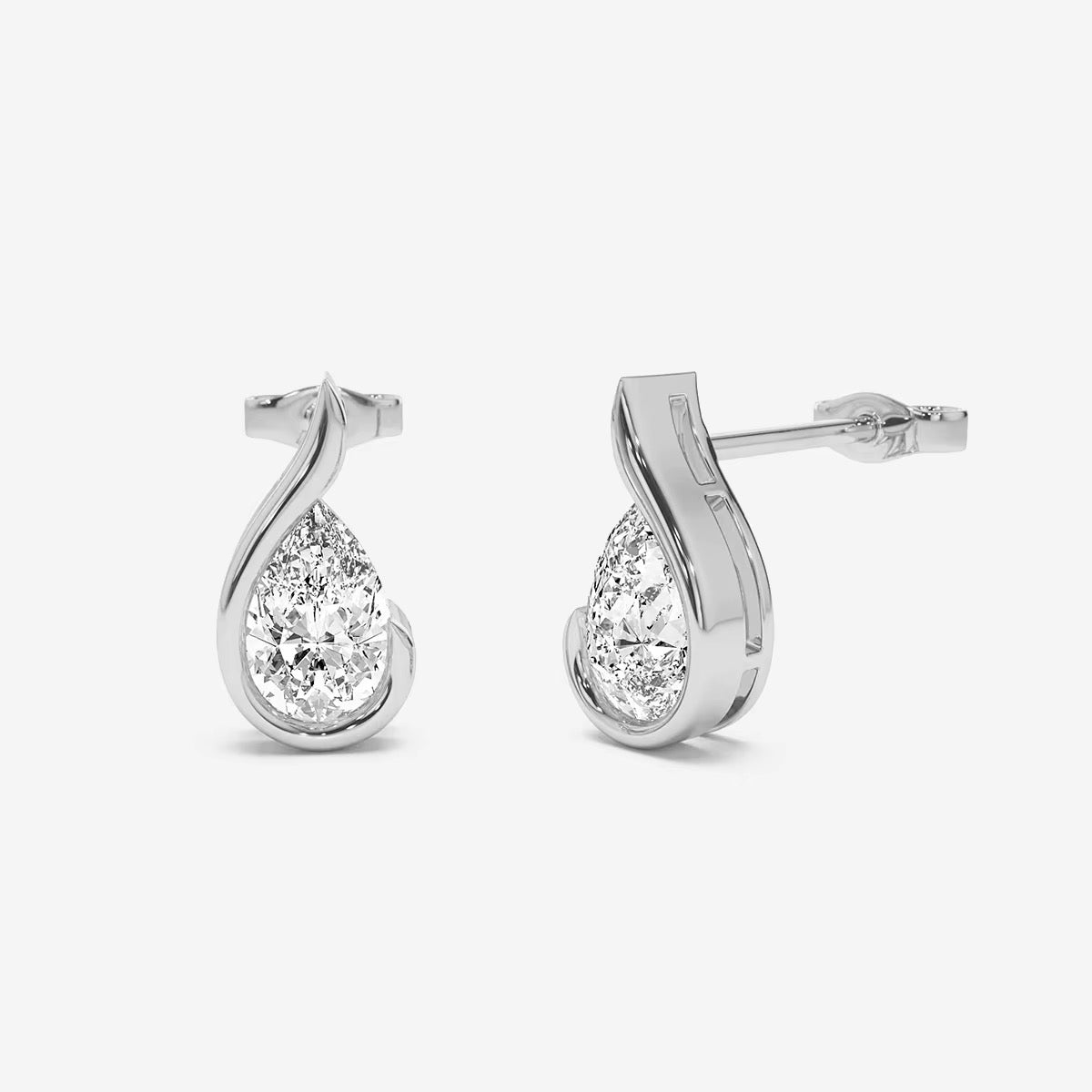Aveline Stud Earrings | Silver