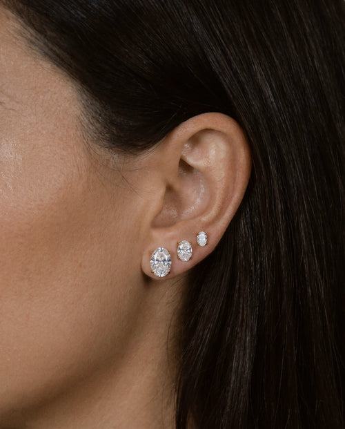 Charlotte Oval Cut Studs | Gold